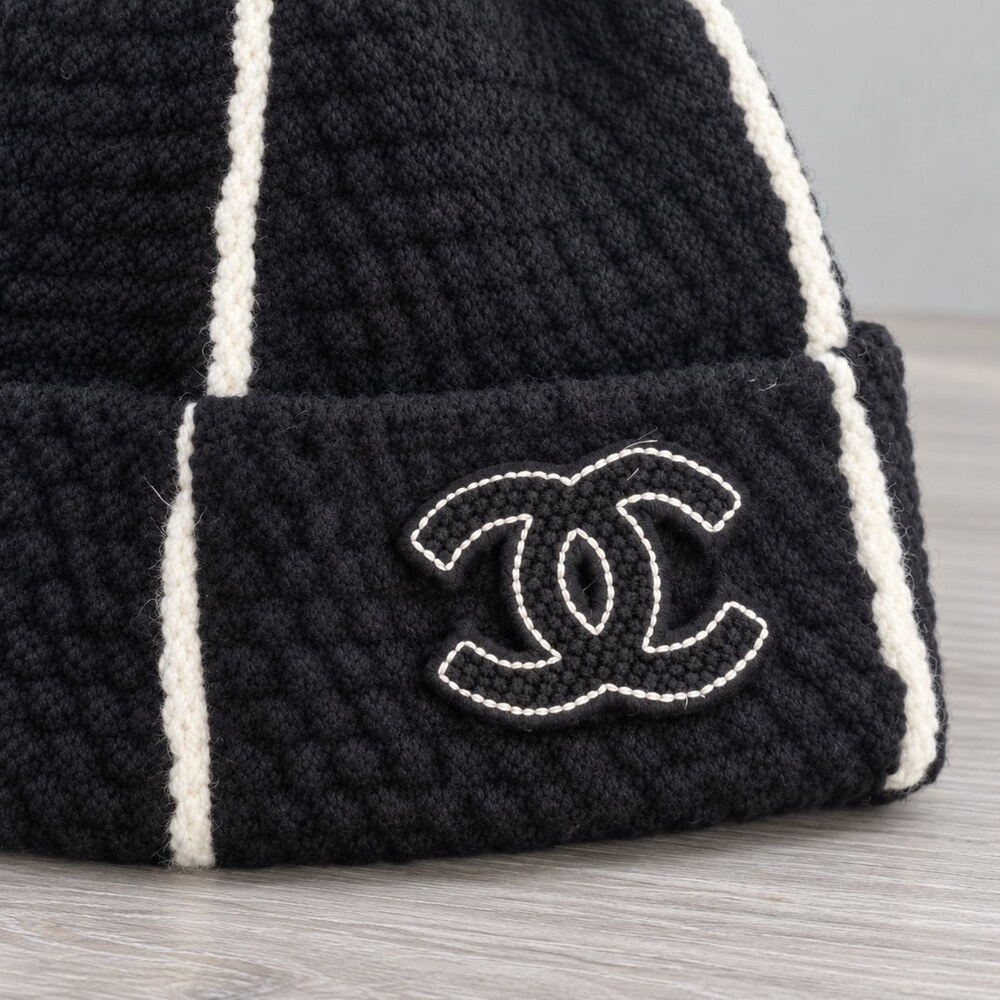 CHANEL CC Cuffed Knit Beanie - Picture 5 of 6